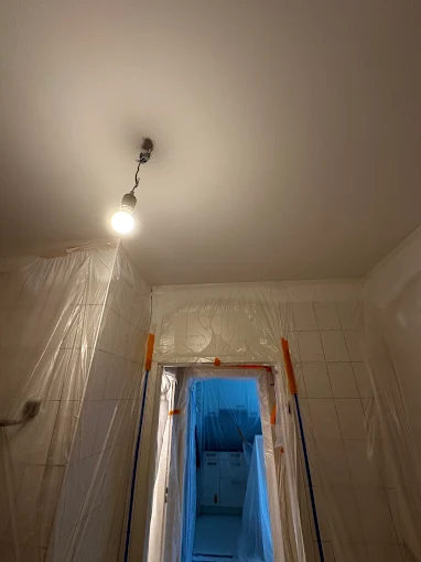 Lege kamer klaar voor de afwerklaag